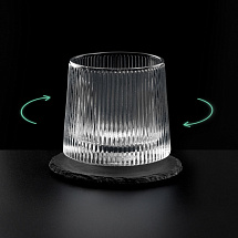 Вращающийся бокал для виски на сланцевом костере Ventura